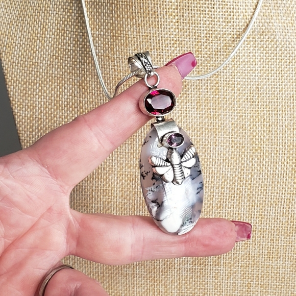 Garnet necklace, 925 silver dendrite opal garnet butterfly bee pendant necklace - Picture 9 of 14